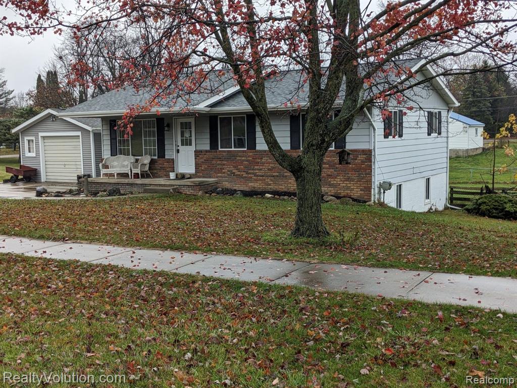 6219 PINE Street, Mayville Vlg, MI 48744 — Photo 2