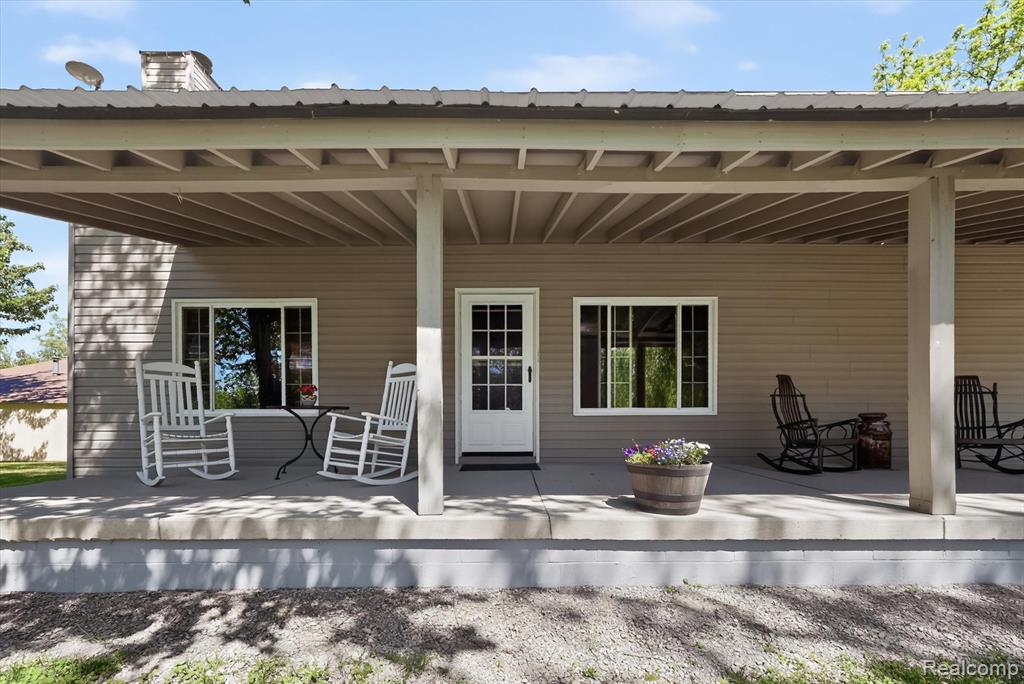 10520 North Dixie, South Rockwood, MI — Photo 2