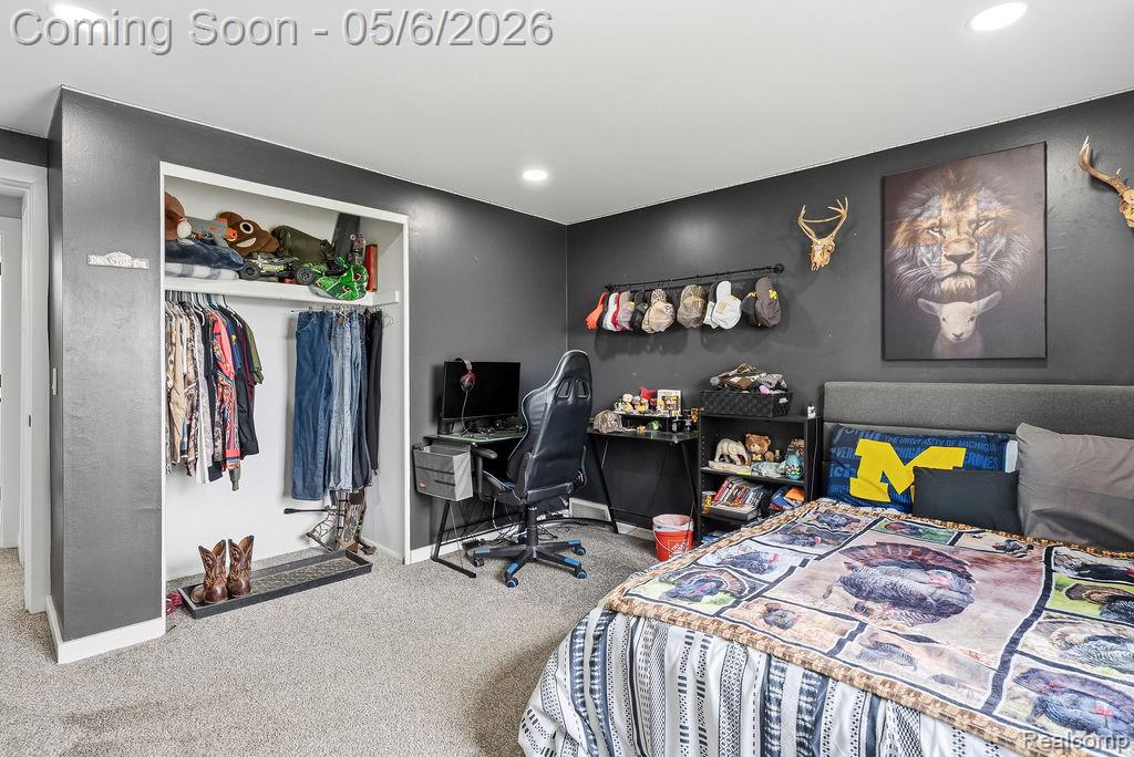 2049 E Hill Road, Grand Blanc, MI 48439 — Photo 25