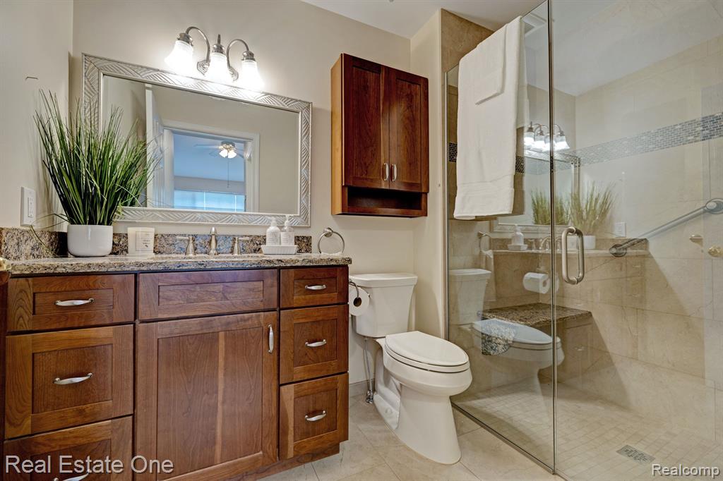 6501 CLUB E, 8, Grand Blanc, MI 48439 — Photo 24