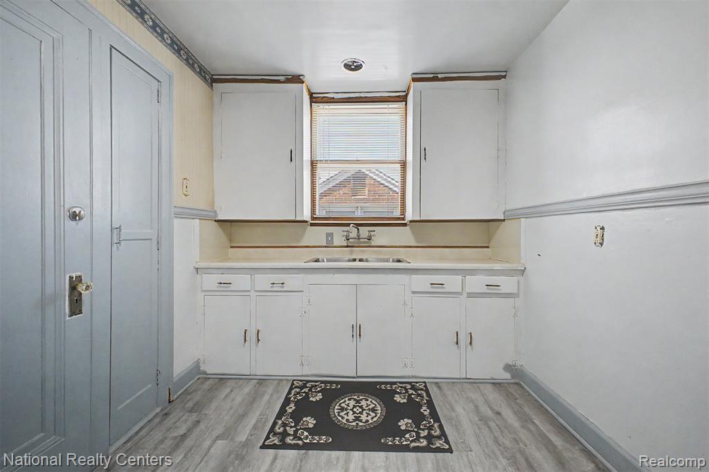 6348 Coleman Street, Dearborn, MI 48126 — Photo 20