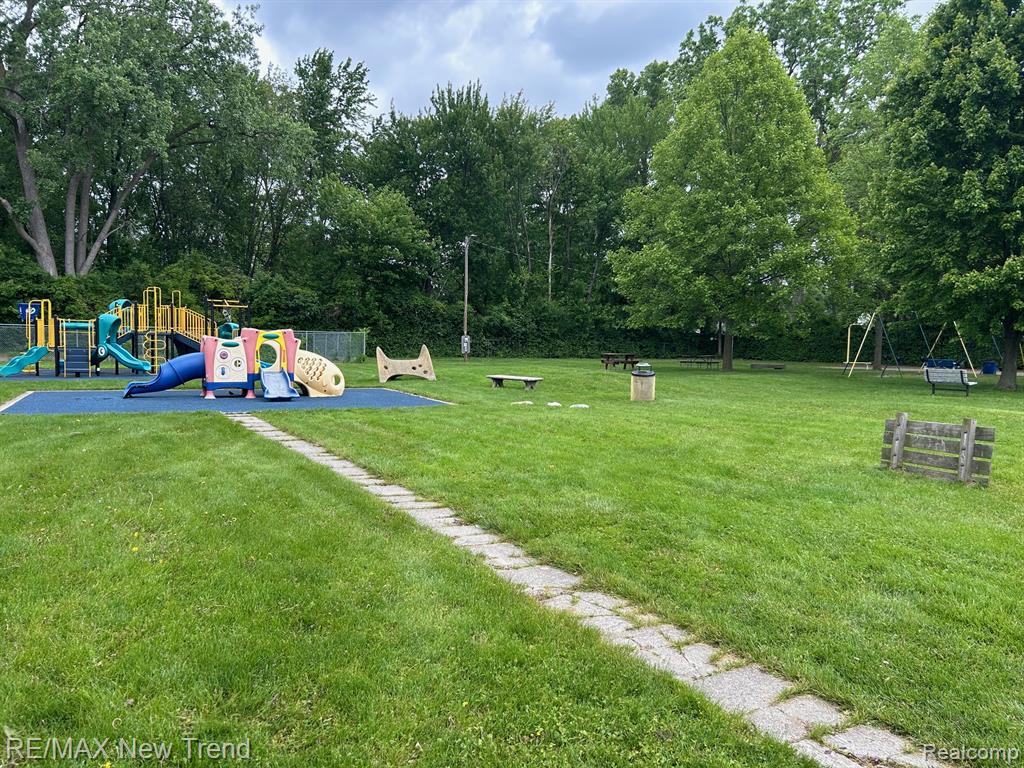 29166 Manchester Street, 47, Westland, MI — Photo 42