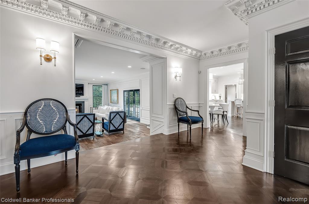 477 Dunston Road, Bloomfield Hills, MI 48304 — Photo 18