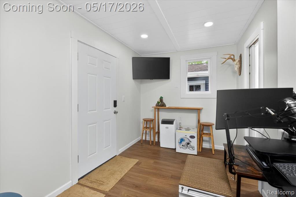 7044 Felix Drive, Clarkston, MI — Photo 28