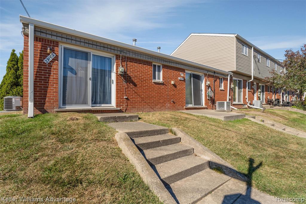 29102 Manchester Street, Westland, MI — Photo 15
