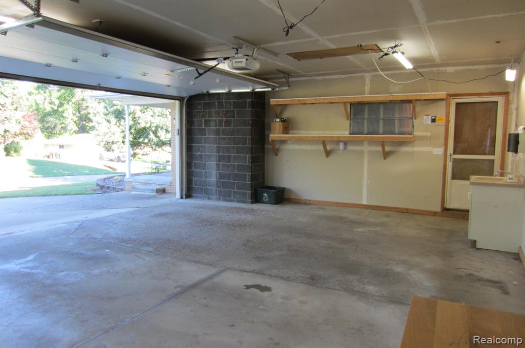 52477 Pappy Lane, Shelby Twp, MI 48316 — Photo 46