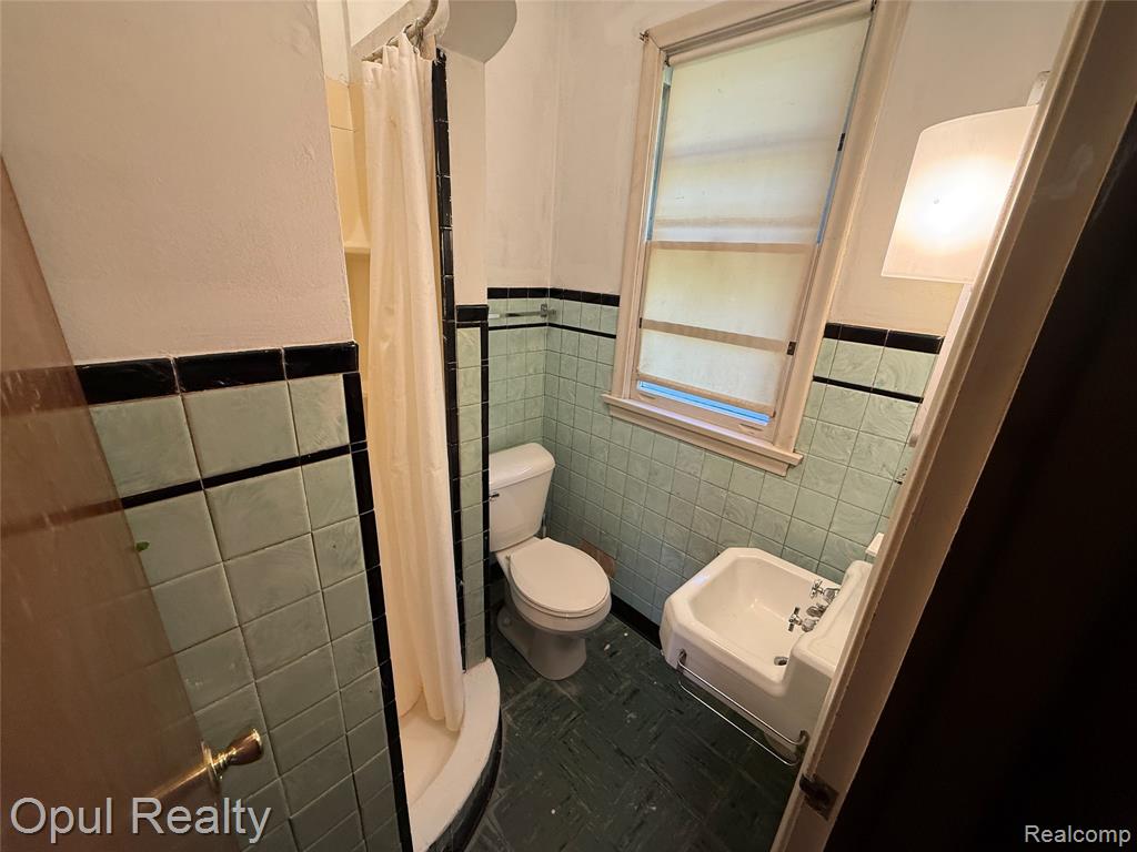 42550 Clemons Drive, Plymouth, MI 48170 — Photo 23