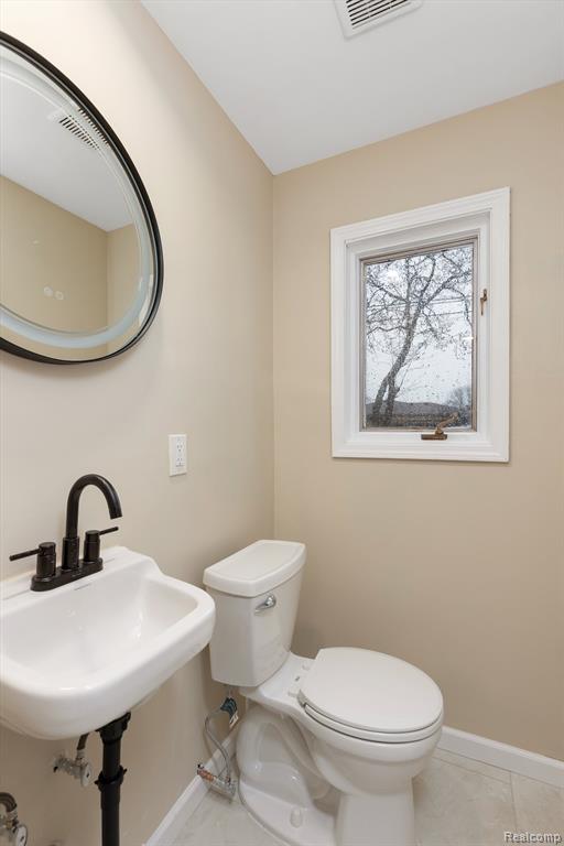 4481 MARLOW Drive, Warren, MI 48092 — Photo 17