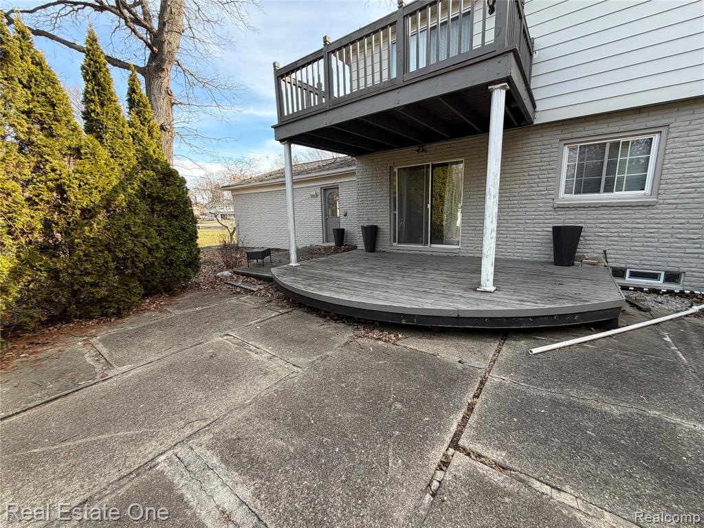 7068 Heather Heath, West Bloomfield, MI — Photo 7