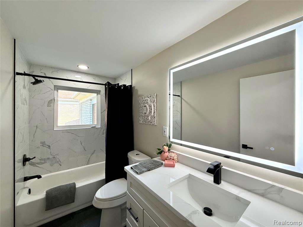 39909 Lynn Street, Canton, MI 48187 — Photo 17