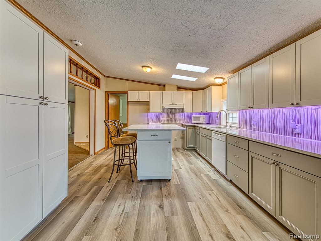 13749 Heritage Street, Carleton, MI 48117 — Photo 7