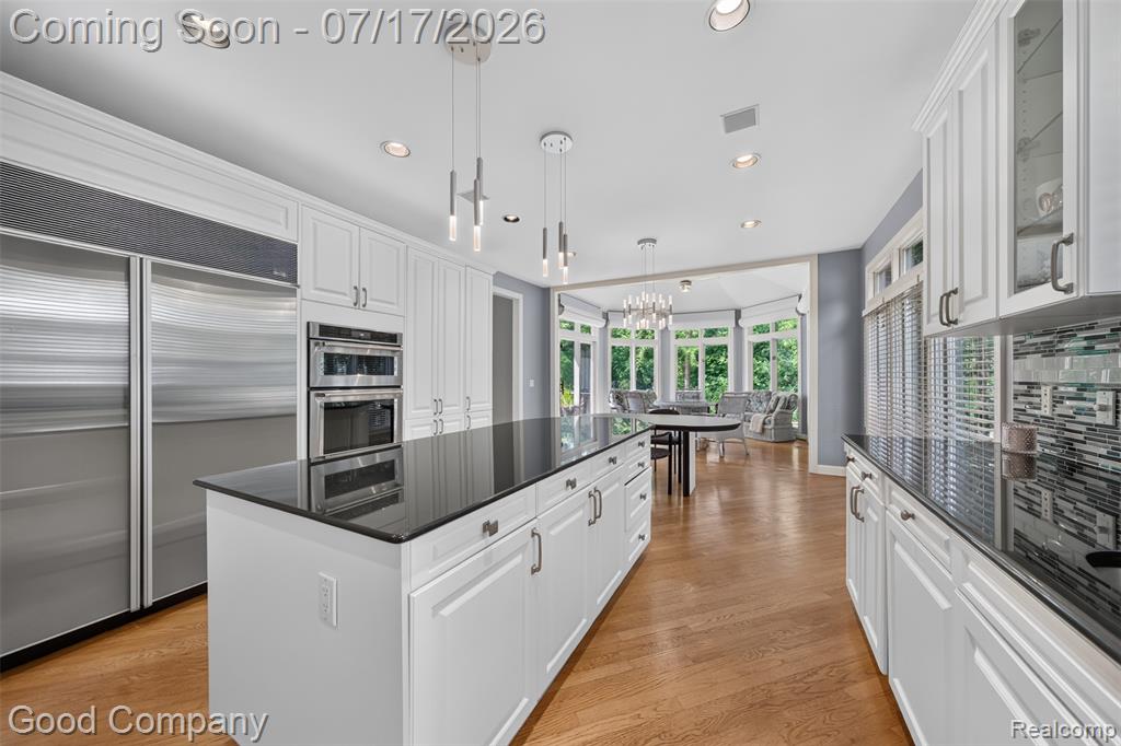 6698 Carlyle Court, West Bloomfield, MI — Photo 5