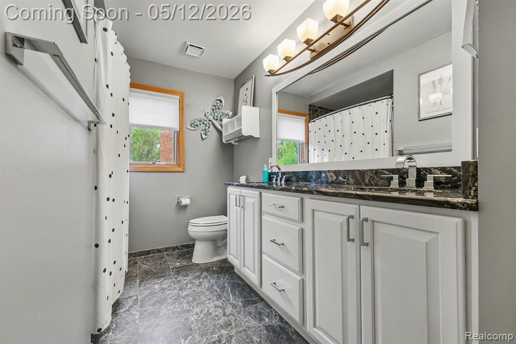 43820 Pinot Noir Drive, Sterling Heights, MI 48314 — Photo 28
