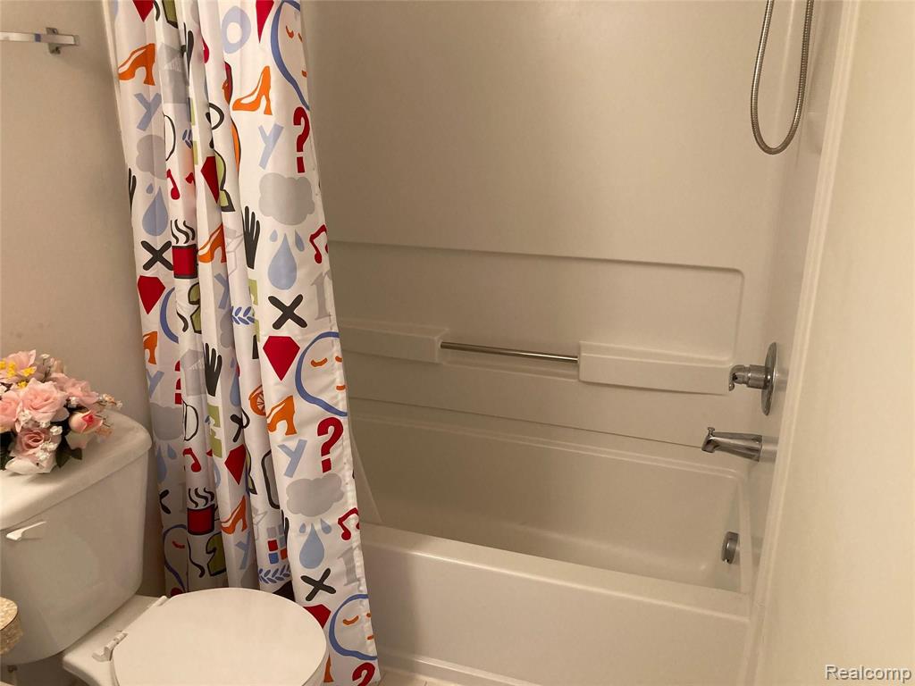 39837 Rockcrest Circle, Northville, MI — Photo 28