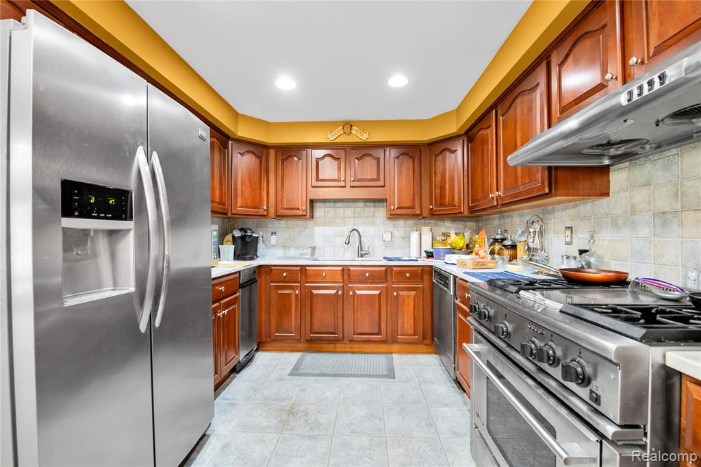 9000 Ferry Road, Grosse Ile, MI 48138 — Photo 44