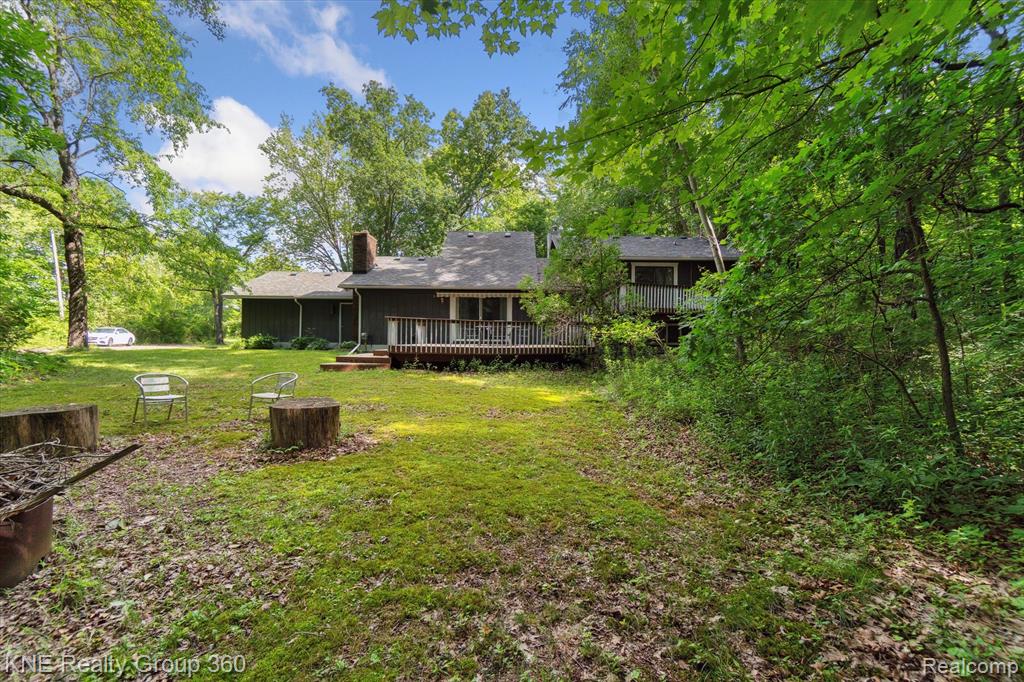 5022 Golf Club Road, Howell, MI 48843 — Photo 36