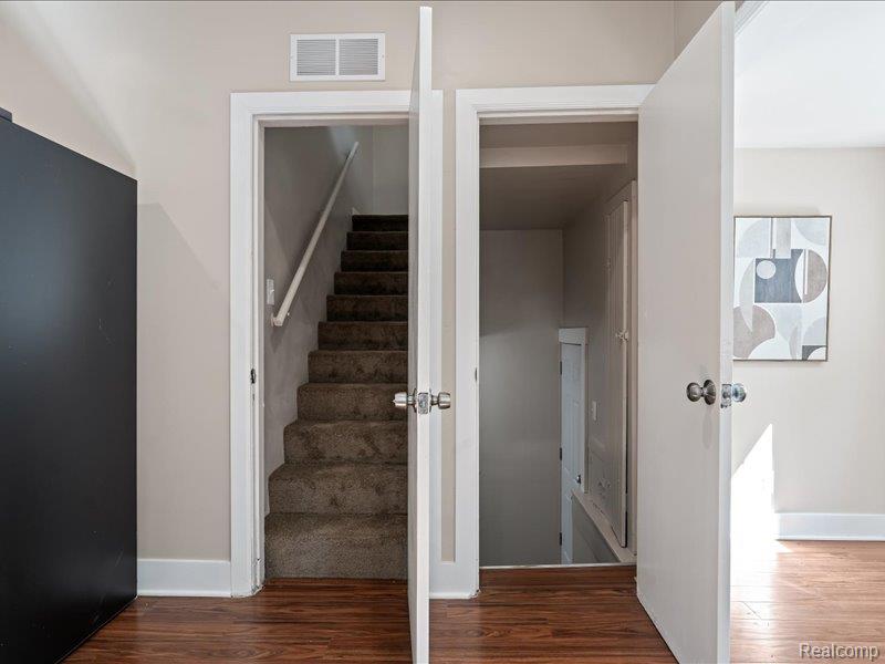 4498 Fischer Street, Detroit, MI 48214 — Photo 23