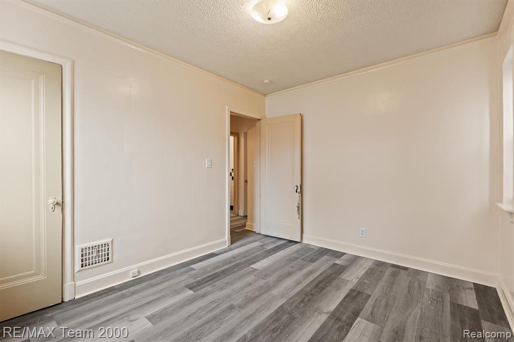7444 Kendal Street, Dearborn, MI 48126 — Photo 16