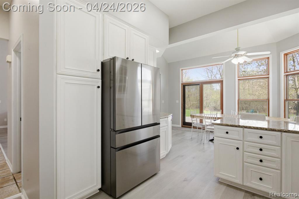 8488 Annette Avenue, Grosse Ile, MI 48138 — Photo 23