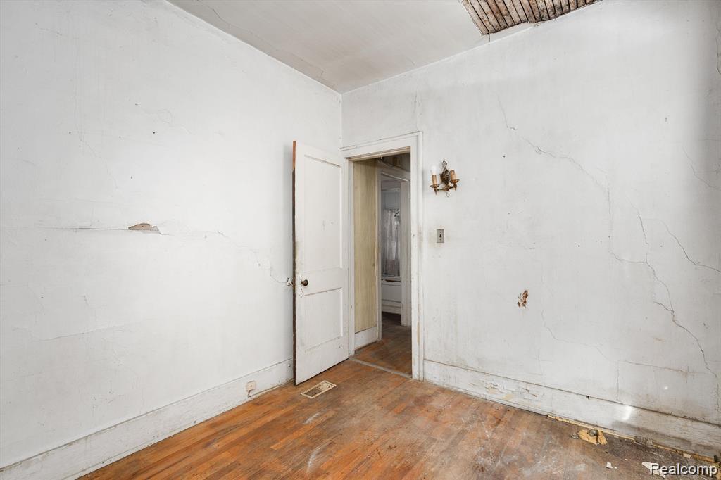 4673 FRENCH Road, Detroit, MI 48214 — Photo 7