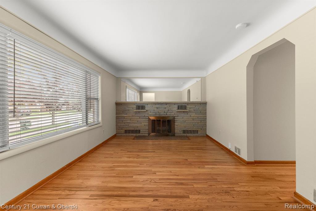 8464 Becker Avenue, Allen Park, MI 48101 — Photo 3