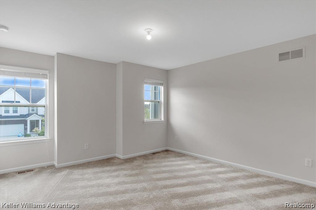 48389 Fieldstone Drive, Northville, MI — Photo 27
