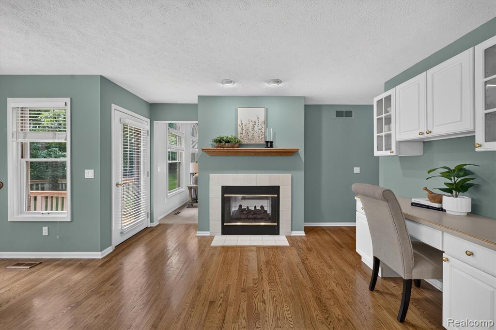 5079 Pinewood Drive, Brighton, MI 48116 — Photo 17