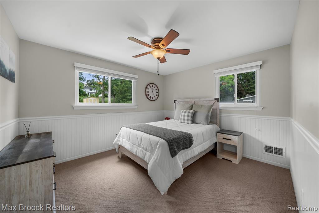 6907 W Knollwood Circle, West Bloomfield, MI — Photo 28