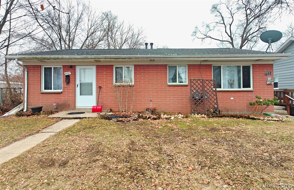 881 Monroe Street, Ypsilanti, MI 48197 — front exterior