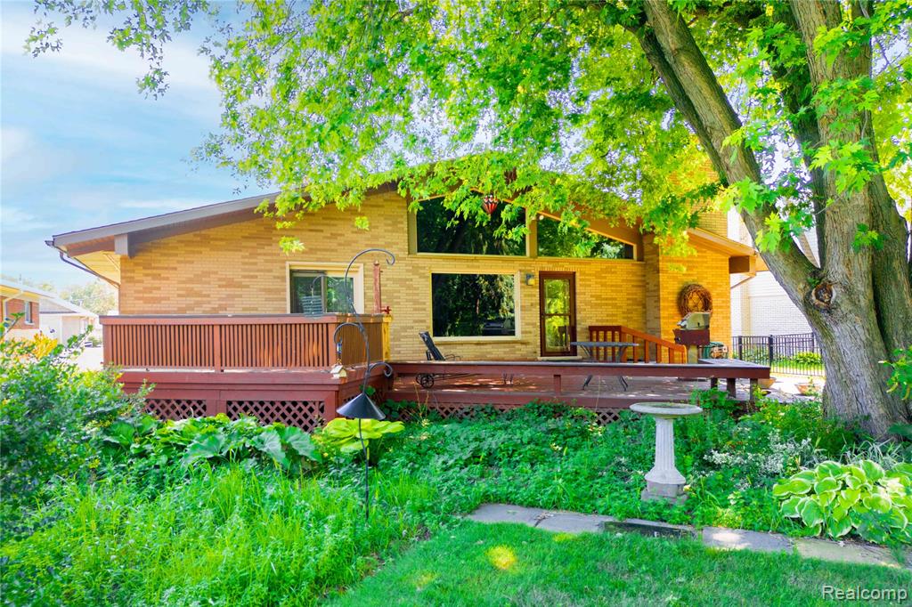 472 Riverside Drive, Wyandotte, MI 48192 — Photo 4