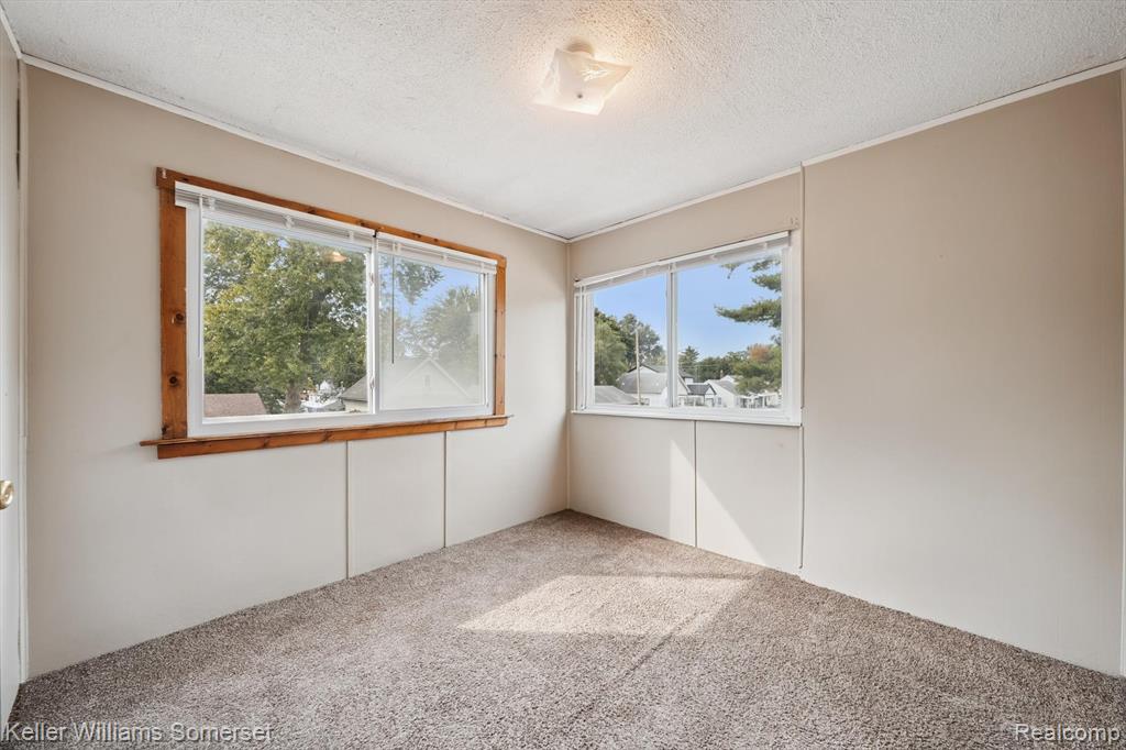 1511 E Harry Avenue, Hazel Park, MI 48030 — Photo 33