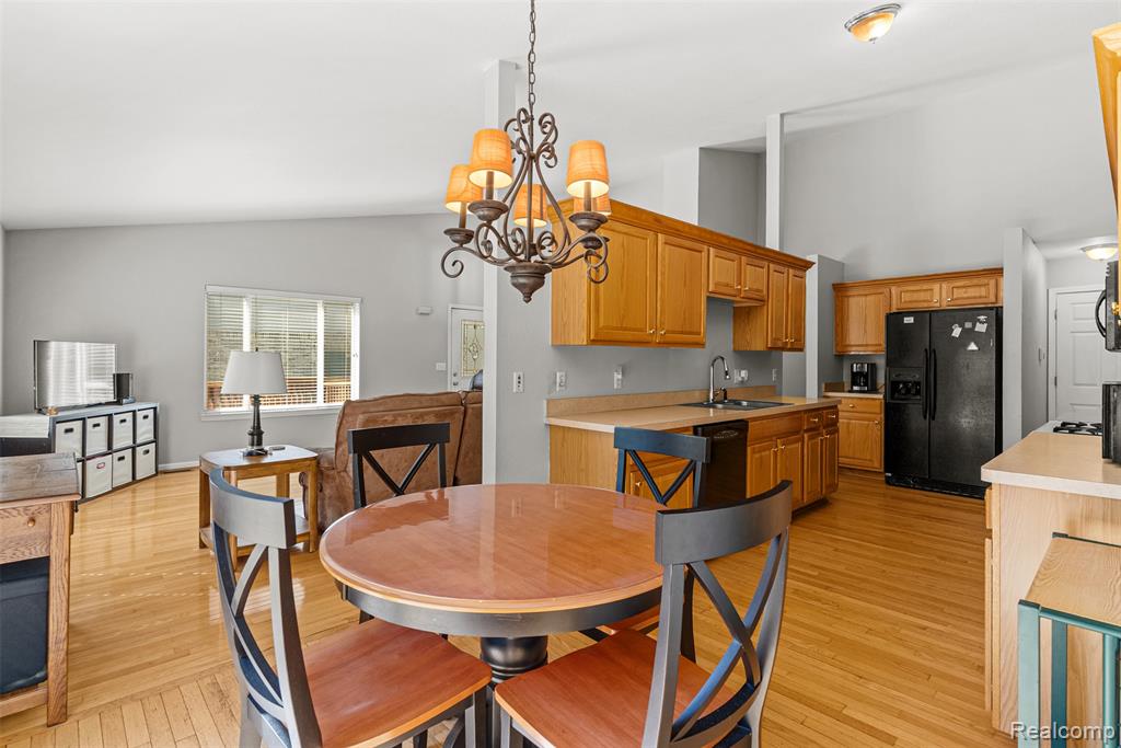 1039 Old Leake Court, 200, Holly, MI 48442 — Photo 12