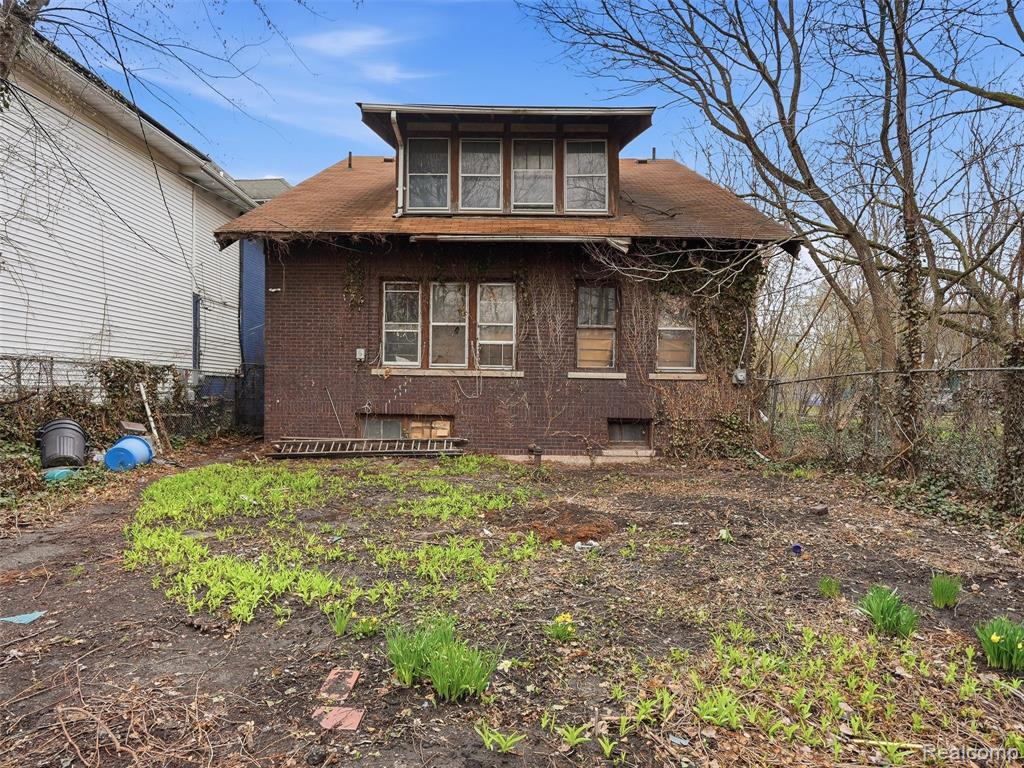 563 Chalmers Street, Detroit, MI 48215 — Photo 19
