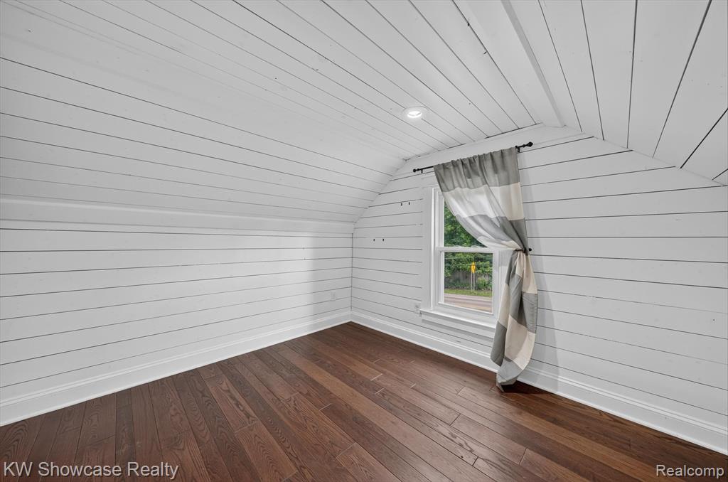 407 Broadway, Davisburg, MI 48350 — Photo 24