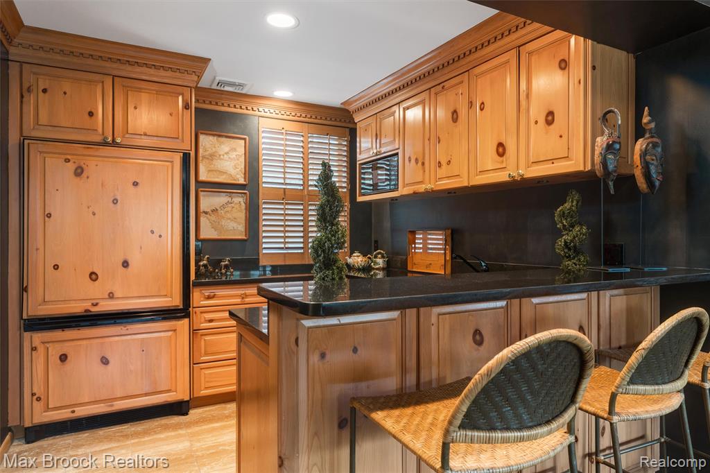 919 W Glengarry Circle, Bloomfield Hills, MI 48301 — Photo 39