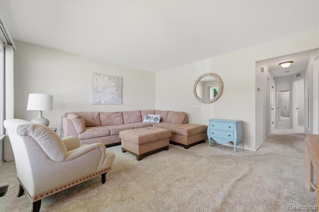 5918 N Lafayette Street, Dearborn Heights, MI 48127 — Photo 6
