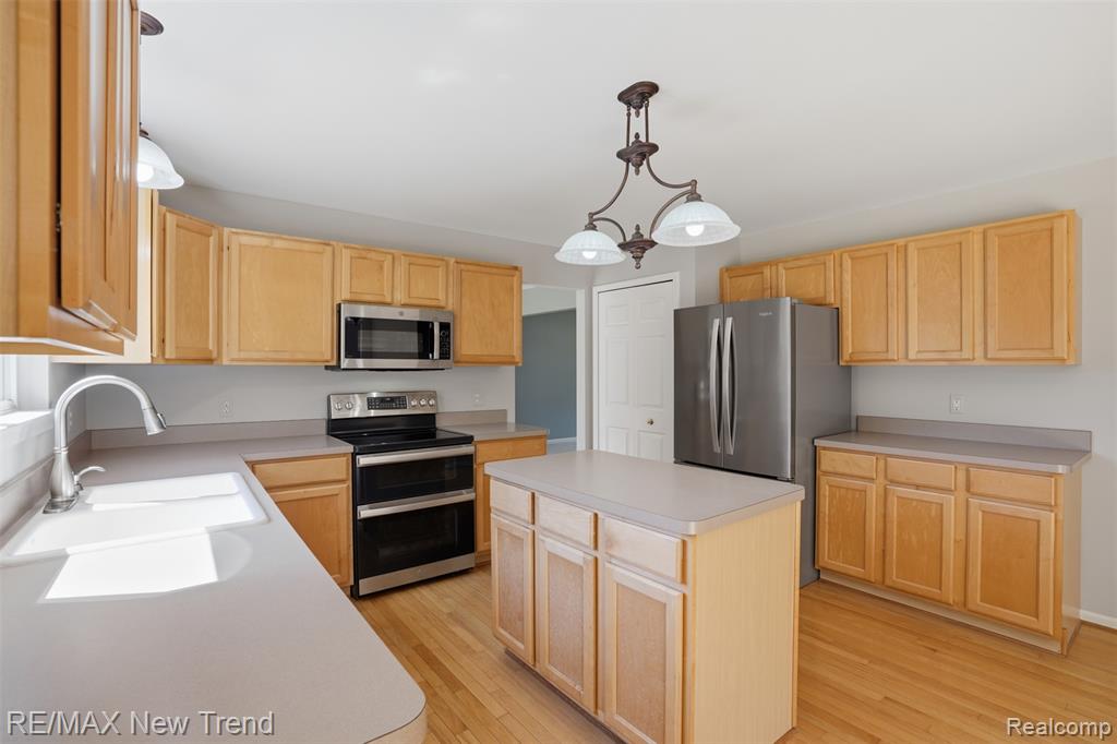 729 Akehurst Lane, White Lake, MI — Photo 20