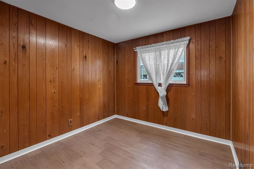 4129 VASSAR Street, Dearborn Heights, MI 48125 — Photo 12