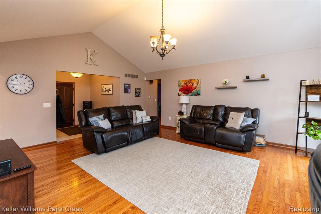 40612 REHSE Drive, Clinton Twp, MI 48038 — Photo 6
