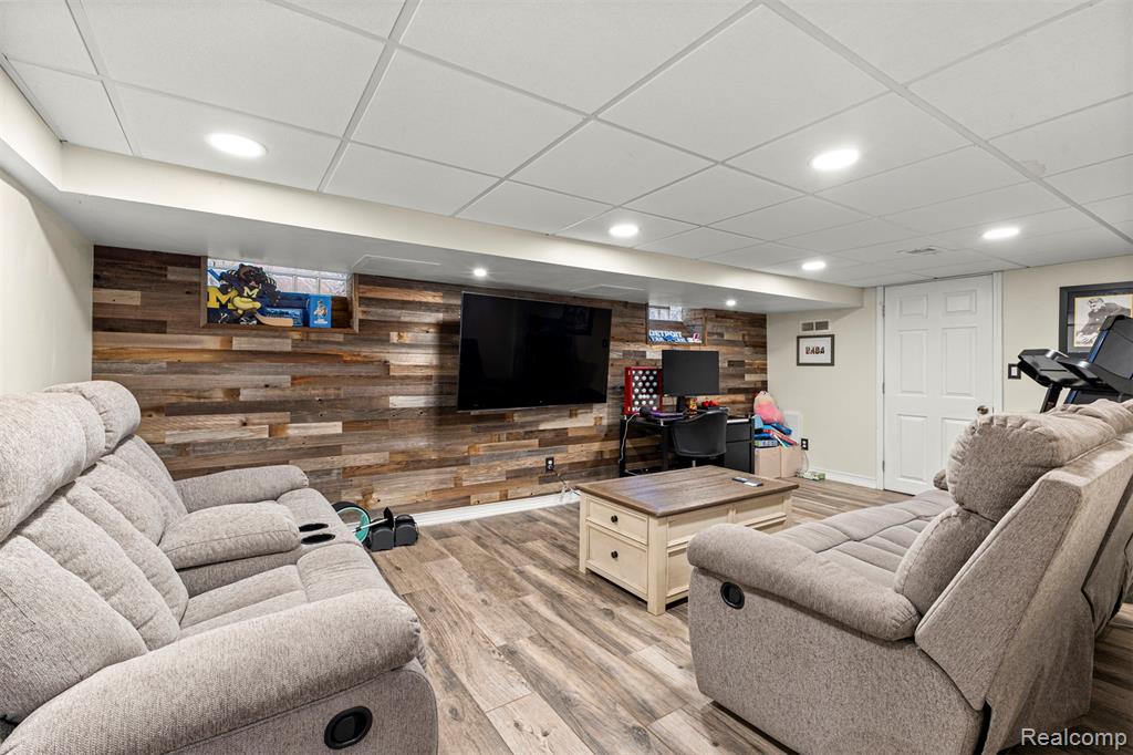 745 Beechmont Street, Dearborn, MI 48124 — Photo 39
