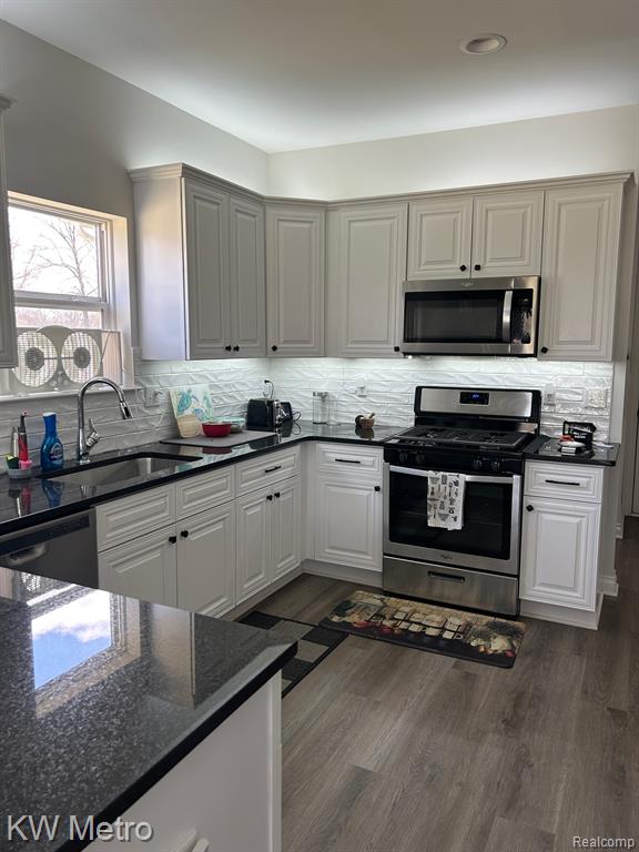 2323 E MAPLE Road, Troy, MI 48083 — Photo 6