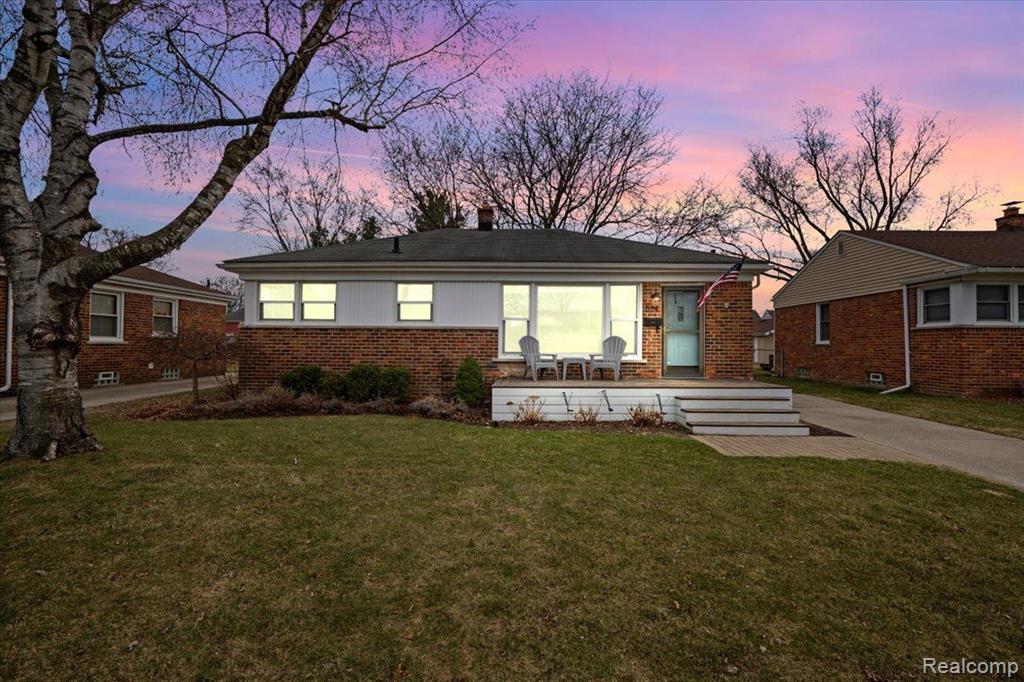 524 E LA SALLE Avenue, Royal Oak, MI 48073 — Photo 5