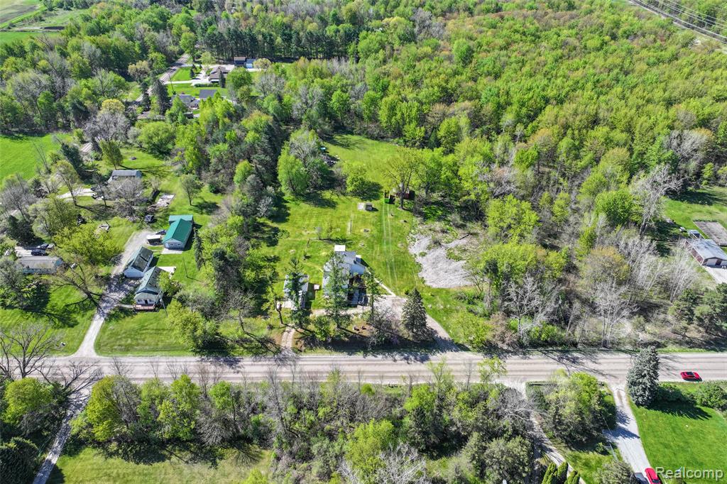 11472 E Lippincott Boulevard, Davison, MI 48423 — Photo 40