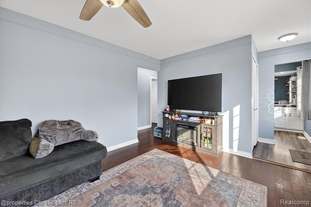 34504 Stellwagen Street, Wayne, MI, 48184