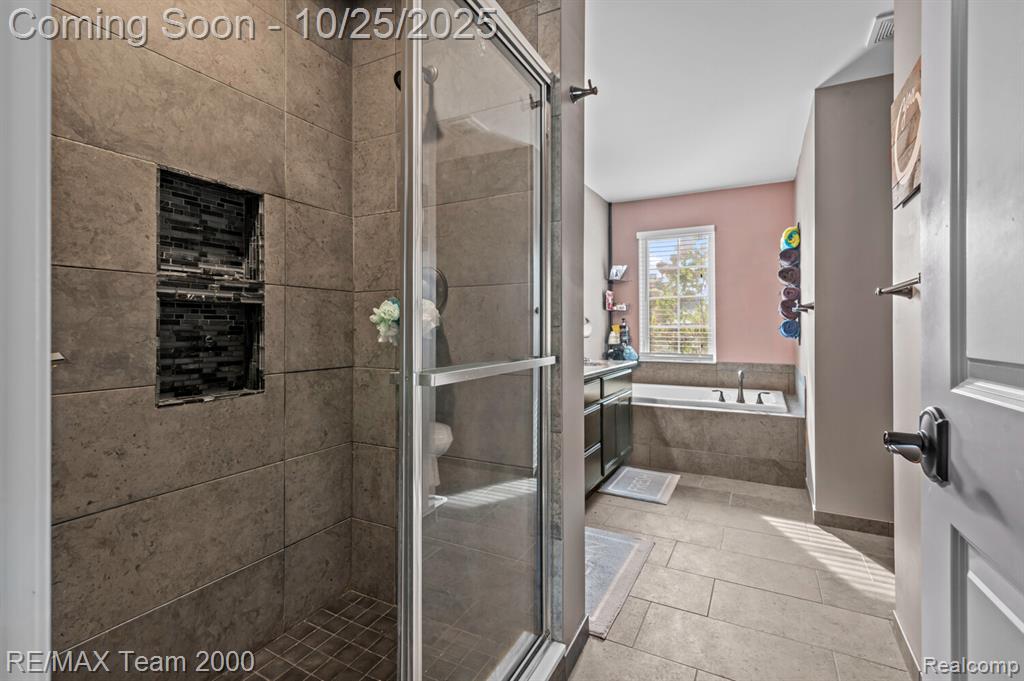 19712 Uroda Street, Brownstown, MI — Photo 21