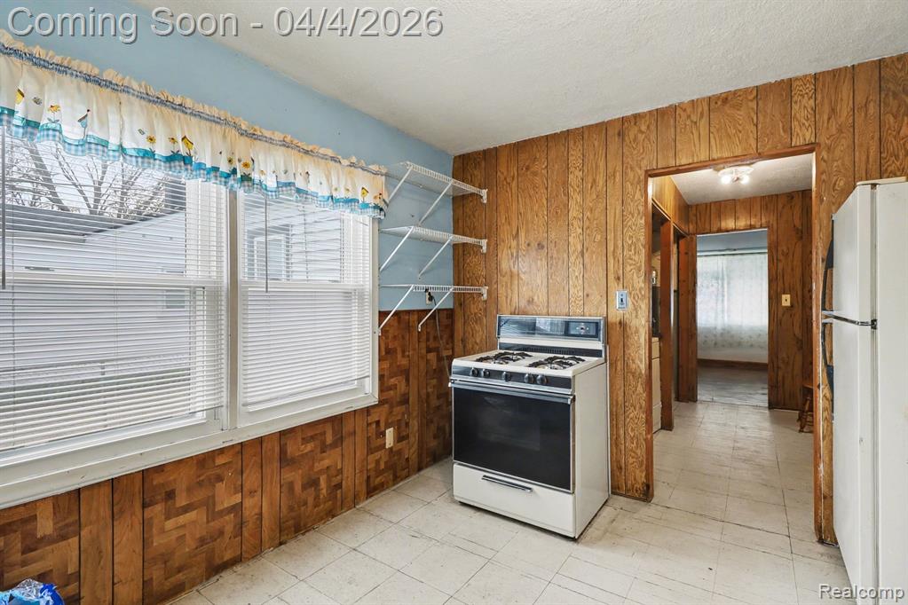 6139 Hampden Street, Taylor, MI 48180 — Photo 7