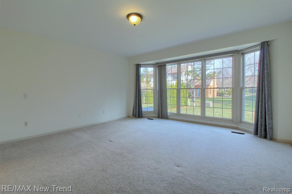45331 COURTVIEW Trail, Novi, MI — Photo 15