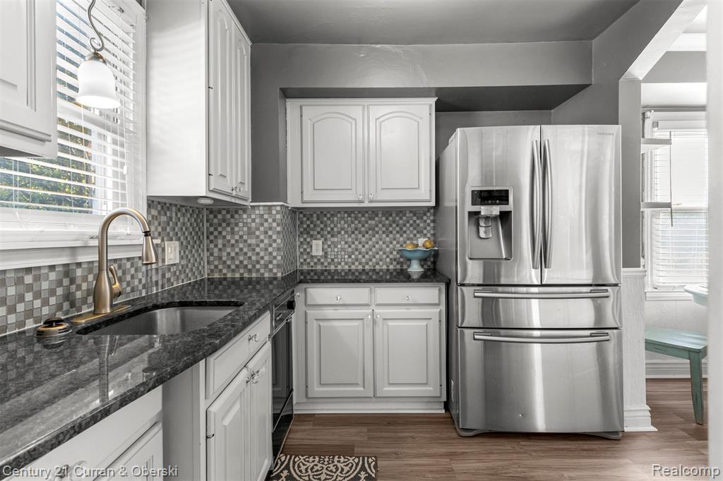 7505 PARK Avenue, Allen Park, MI 48101 — Photo 10