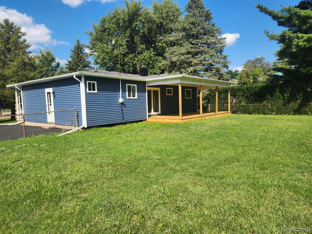 6298 Nightingale Drive, Flint, MI 48506 — Photo 19