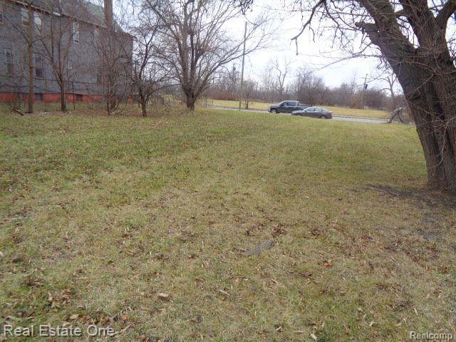 3330 14TH Street - Photo 4